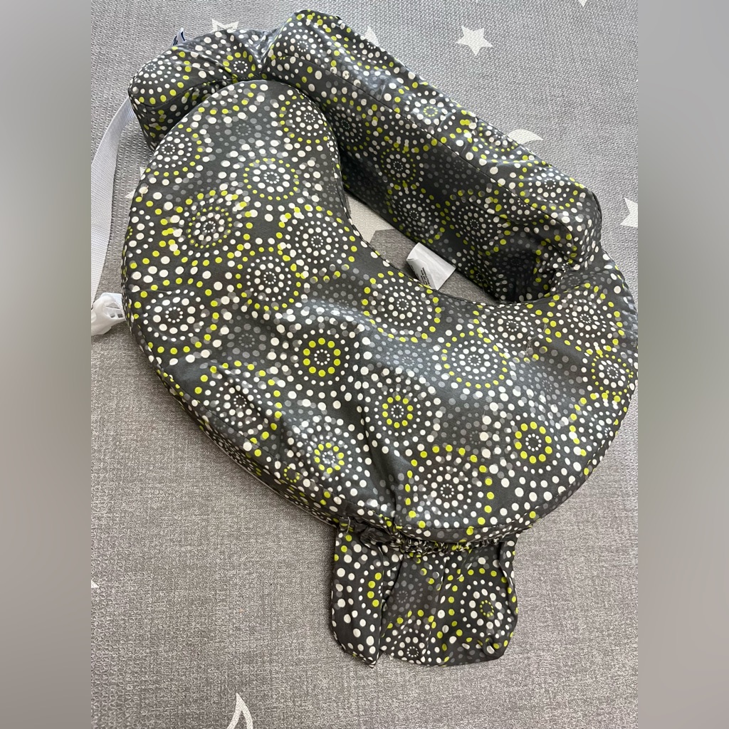 My Brest Formed Nursing Pillow
